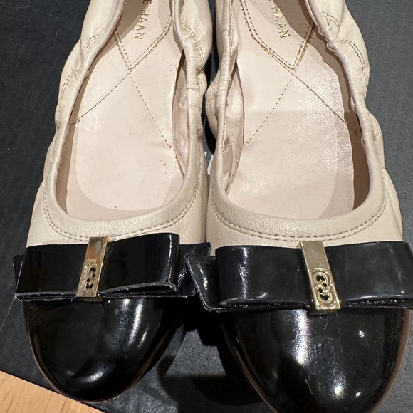 Cole Haan Bow Flats (Used like new, barely worn) - Picture 4 of 5